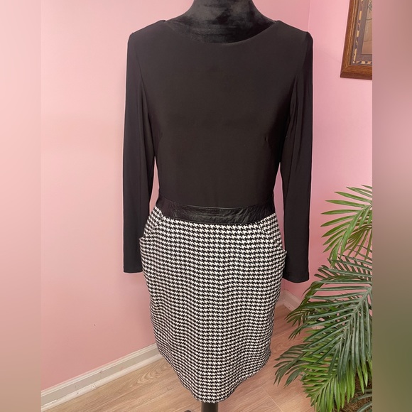 Ralph Lauren Houndstooth Dress Black with Faux Leather belt - Picture 4 of 13